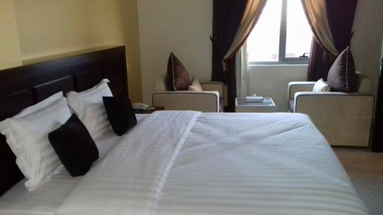 Alsafa Hotel Al Buraimi Exterior photo